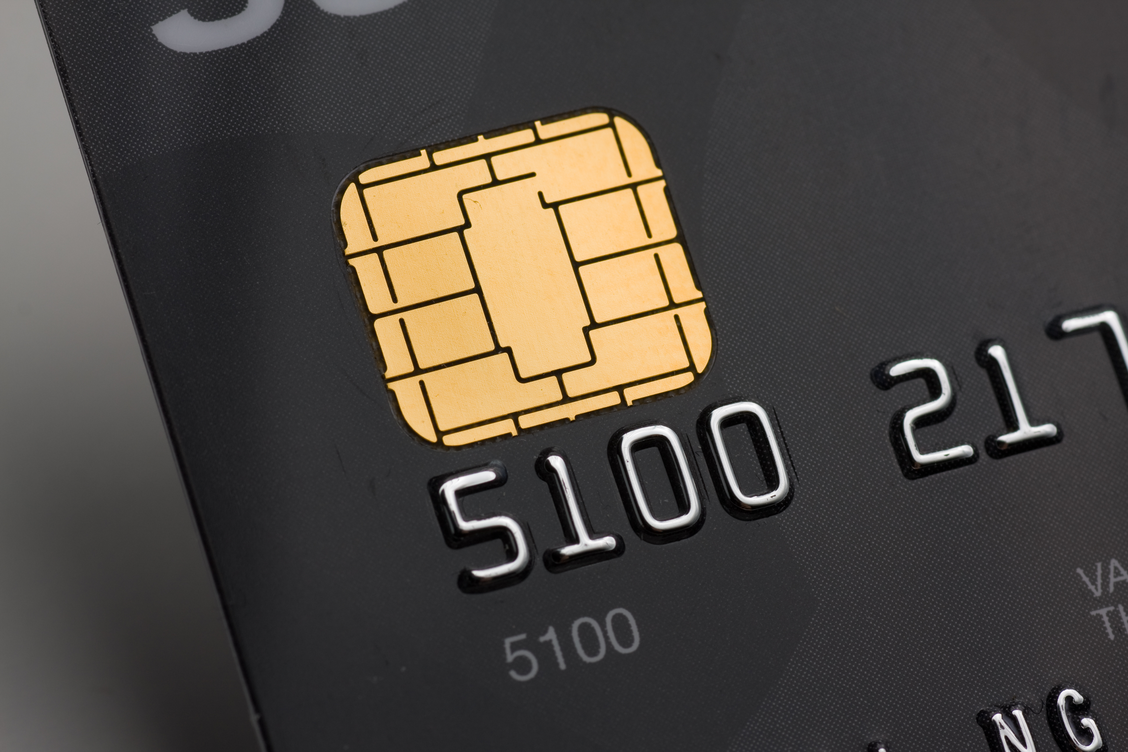 El FBI advierte de las deficiencias en los sistemas de tarjetas de crédito de chip & SIGN